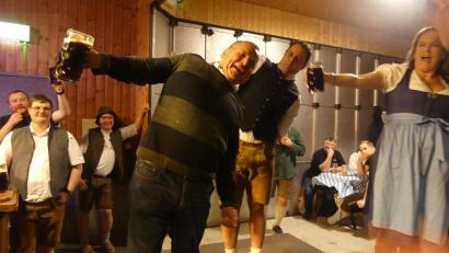 Archivbild: rn
Das Maßkrugstemmen, wie hier im vergangenen Jahr, gehört fest zum Programm beim Starkbierfest der Pilots in Eschenbach.