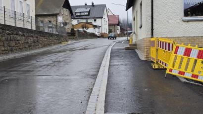 Bild: Thomas Geißler/fph
In der Ochsenkopf-Region müssen Autofahrer wegen einer Straßensperrung Umwege in Kauf nehmen: Die Fichtelberger Straße zwischen Fichtelberg und Neubau wird erneut gesperrt.