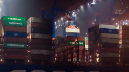 Bild: Markus Scholz/dpa
Die OECD erwartet deutlich weniger Wachstum für die deutsche Wirtschaft.