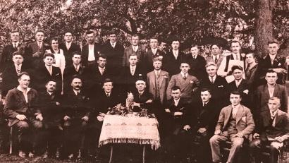 Bild: Archiv Werner Wendl
Das Gründungsfoto des Schützenvereins Edelweiß in Süß zeigt eine reine "Männergesellschaft".