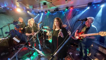 Bild: Kunz
"Corner Valley Fire" spielen die besten Songs aller Zeiten.