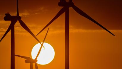 Symbolbild: Patrick Pleul
Drei Anlagen sollen einmal im Bürgerwindpark Pilgramshof-Neukirchen Strom erzeugen.