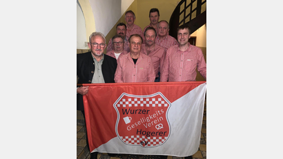 Bild: Tom Kreuzer
Erste Reihe vorne von links nach rechts: Rudolf Schopper, Günther Liebs, Michael Dineiger. Zweite Reihe von links nach rechts: Rudi Maier, Hans Ruf. Dritte Reihe von links nach rechts: Martin Zeidler, Hans Konopka. Oberste Reihe von links nach rechts: Franz Witt, Rudi Kreuzer