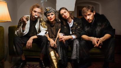 Bild: Philipp Heipeck/exb
Die Nowak ist anders, eigenwillig und ein bisschen verschroben, aber das ist es, was ihre Musik so faszinierend macht.