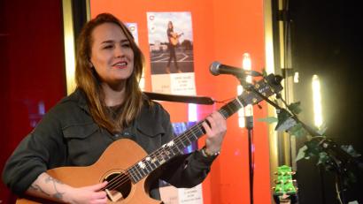Bild: Kunz
Sophie Chassée im alten Ring-Kino auf der "Klein & Kunst"-Bühne.