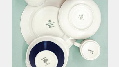 Bild: Keramikmuseum Weiden
Porzellan der Weidener Traditionsfirmen Seltmann und BHS Tabletop (Bauscher und Schönwald) steht im Mittelpunkt der Ausstellung.