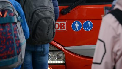 Bild: Petra Hartl
Die Haltestelle "Gebenbach, Schule" in Gebenbach kann bis 24. April nicht angefahren werden. Darüber informierte der ZNAS in einer Pressemitteilung.