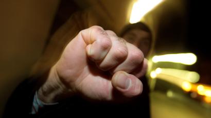 Bild: Karl-Josef Hildenbrand
Ein 35-Jähriger war bei einem Polizeieinsatz aggressiv und beleidigend.