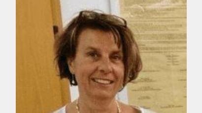 Bild: Abgeordnetenbüro Hierl/exb
Von links: Caritas-Geschäftsführer Günther Koller, Verwaltungsleiterin Birgit Singer-Grimm, Abgeordnete Susanne Hierl, stellvertretende Pflegedienstleiterin (PDL) Ulrike Meier (Sozialstation) und PDL Katharina Morgenstern (Tagespflege).