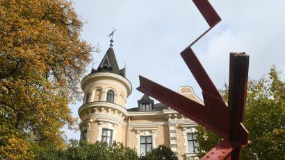 Archivbild: Gabi Schönberger
Für den Umbau und die Barrierefreiheit des Oberpfälzer Künstlerhauses „Kebbel Villa“ in Schwandorf schießt der Freistaat aus dem Kulturfonds 108 000 Euro zu.