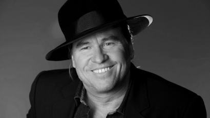 Archivbild: Charles Sykes /dpa
Der US-Schauspieler Val Kilmer ist im Alter von 65 Jahren gestorben.