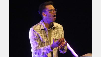 Bild: mfh
Martin Frank ist nicht nur Kabarettist, sondern auch leidenschaftlicher Sänger, der italienische Arien im Repertoire hat.