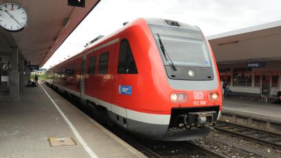 Bild: Stephan Huber
Auf eine junge Frau wartete am Amberger Bahnhof die Polizei. Sie war ohne Fahrschein unterwegs.