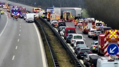 Archivbild: Hösamer
Ein schwerer Unfall ereignet sich am Montag auf der A93 bei Teublitz.