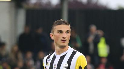 Archivbild: Albin Schuster/exb
Philipp Ziereis im Trikot des Linzer ASK