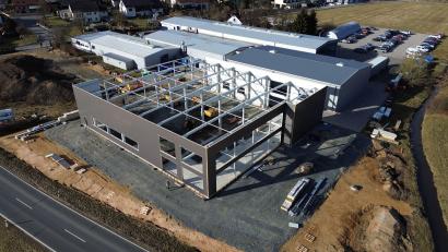 Bild: Schleicher Anlagenbau 
Auf 1.500 Quadratmetern entsteht das neue Entwicklungszentrum der Firma Schleicher.