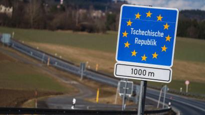 Archivbild: Nicolas Armer/dpa
Aus Bayern nach Tschechien: Dieser Weg des Mülls scheinen die bayerischen Behörden nicht anzuzweifeln