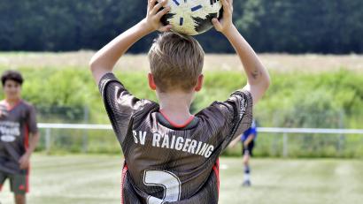 Symbolbild: Hubert Ziegler
Traumtore gibt es verstärkt im Nachwuchs des SV Raigering zu sehen.