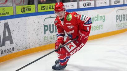 Bild: Mario Wiedel
Luis Marusch, 20-jähriger Verteidiger, soll heißen Spekulationen zufolge von den Selber Wölfen zu den Blue Devils Weiden wechseln.
