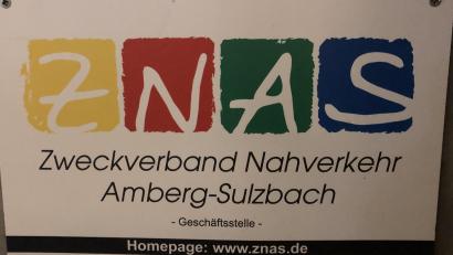 Symbolbild: Heike Unger
Der Zweckverband Nahverkehr Amberg-Sulzbach richtet während der fünftägigen Sperrung des Place de Laneuveville in Auerbach eine Ersatzhaltestelle an der Alleestraße ein.