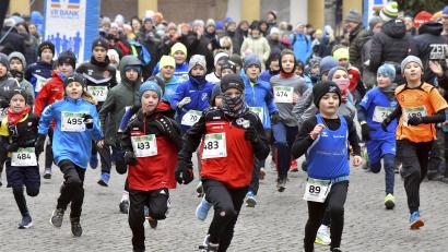 Archivbild: Hubert Ziegler
Zweimal gehörte der Silvesterlauf zur Landkreiscup-Serie der Läufer, der Silvesterlauf 2024 (Bild) dann nicht mehr. Jetzt ist geklärt, wie es mit der diesjährigen Auflage gehandhabt wird.