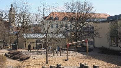Bild: Klaus Trenz
Schon im nächsten Jahr soll mit dem Abriss der Grundschule in Auerbach begonnen werden – gefolgt vom Neubau.