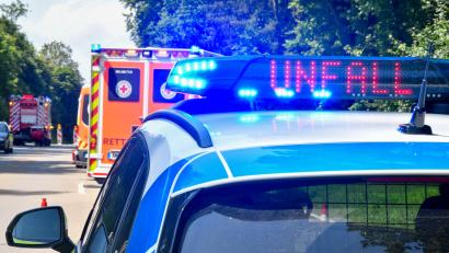 Symbolbild: Petra Hartl
Bei einem Unfall auf der Staatsstraße 2665 bei Kemnath am Freitagmorgen wurden zwei Personen leicht verletzt.