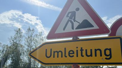 Bild: Heike Unger
Die Max-Planck-Straße im Amberger Industriegebiet Nord ist ab sofort bei der Hausnummer 9 vollständig gesperrt.