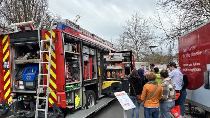 Bild: lei
Mit dem großen Löschfahrzeug war die Feuerwehr Auerbach beim "Frühlingserwachen" vertreten.
