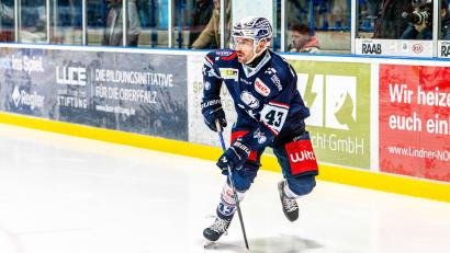 Bild: Elke Englmaier/exb
Fabian Ribnitzky bleibt bei den Blue Devils Weiden.
