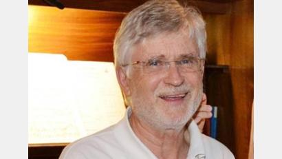 Archivbild: hcz
Der Altenstädter Chordirektor Luis Denz feierte 75. Geburtstag.