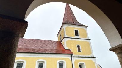 Bild: Gabi Schönberger
Kirchentausch in Neunkirchen: In der evangelischen Kirche feiert am Sonntag die katholische Gemeinde ihre Sonntagsmesse.