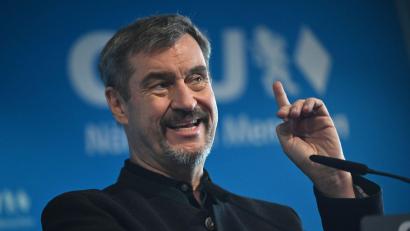 Archivbild: Peter Kneffel/dpa
Wen will Markus Söder zum Minister machen?