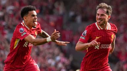 Bild: Jon Super/AP/dpa
Luis Diaz und Alexis Mac Allister schossen Liverpool in Anfield zum Titel.