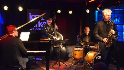 Bild: Kunz
Im Bistrot-Paris spielte das Jim Snidero Quartett und begeisterte das Weidener Publikum.
