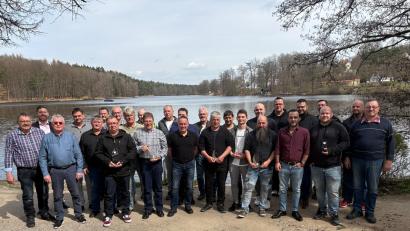 Bild: M. Donat/exb
Andreas Insinger würdigte den Verdienst seiner Jubilare und seiner Mitarbeiter, die in den Ruhestand verabschiedet wurden.