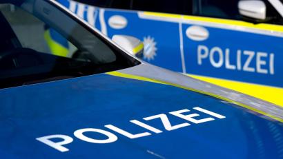Symbolbild: Sven Hoppe/dpa
In einem Lokal in Weiden versetzte ein Gast der Wirtin einen Faustschlag.