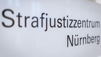 Bild: Daniel Karmann/dpa
Das Opfer sollte am ersten Prozesstag als Zeugin aussagen.