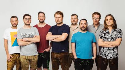 Bild: David Königsmann/exb
La Brass Banda spielt ein Open-Air-Konzert in Schwarzenfeld.
