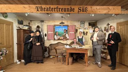 Archivbild: Erhard Ströhl
Mit ihrem "Brezenknödel-Deschawü" überzeugten die Theaterfreunde im achtmal ausverkauften Rouherer-Saal.