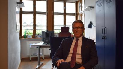 Bild: szl
Bürgermeister Franz Stahl hat noch nicht entschieden, ob er bei der nächsten Kommunalwahl 2026 noch einmal für den Posten als Rathauschef kandidiert. Er ist bereits seit 22 Jahren, die vierte Periode im Amt.