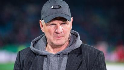 Bild: Guido Kirchner/dpa
Stefan Effenberg ist nach dem ersten Halbjahr von Vincent Kompany als Bayern-Coach komplett überzeugt.