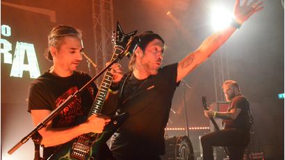 Bild: Kunz
Metal-Fans aus der ganzen Oberpfalz kommen bei "Clones of Rock" im Salute in Weiden auf ihre Kosten.