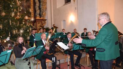 Bild: hdk
Die Michelfelder Blaskapelle trat zum zweiten Mal in der St. Georgskirche auf