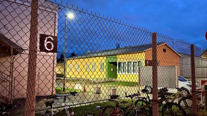 Bild: Gabi Schönberger
Der Großteil der für 80 Cent beschäftigten Asylbewerber in Weiden arbeitet hier, in der Gemeinschaftsunterkunft in der Kasernenstraße.