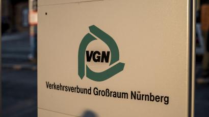 Bild: Daniel Vogl/dpa
Das Logo des Verkehrsverbunds Großraum Nürnberg (VGN).