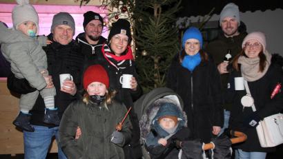 Bild: kro
Trotz des nasskalten Wetters, ein Glühwein im Freien schmeckt trotzdem.