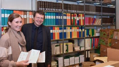 Bild: Thomas Sporrer
Tatjana Till ist in der Stadt zuständig für die Bücherei und fungiert als Ansprechpartnerin für die Schmeller-Gesellschaft. Sie unterstützt Christian Ferstl dabei, die Bibliothek in der Zukunft zu aktivieren.