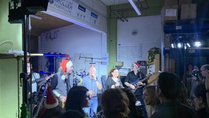 Bild: dus
Die King-Size-Combo versetzt die Besucher in Weihnachtsstimmung.