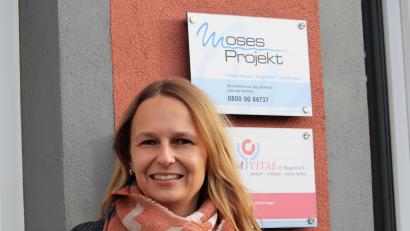 Archivbild: dwi
Julia Wiesend von Donum Vitae. Durch das Moses-Projekt wird es ihr ermöglicht, werdende Mütter zu unterstützen und Halt zu geben, wenn um sie herum alles zusammenbricht.
